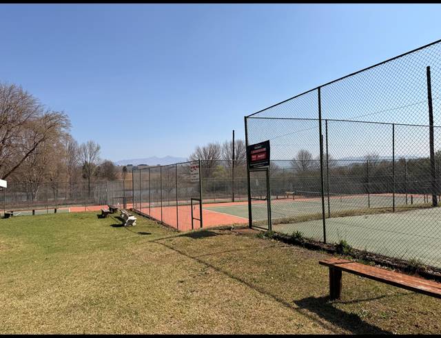 BEDROOM CLUB FOR SALE IN HIMEVILLE